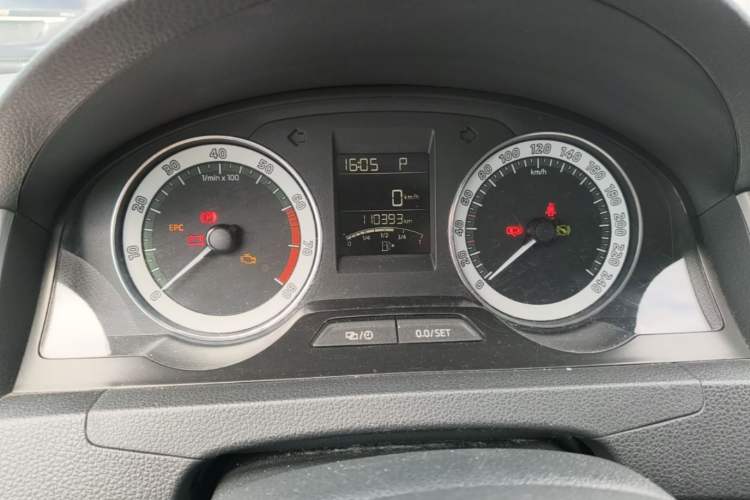Used Skoda Rapid 2018 1.6L Automatic Comfort Edition Instrument Cluster