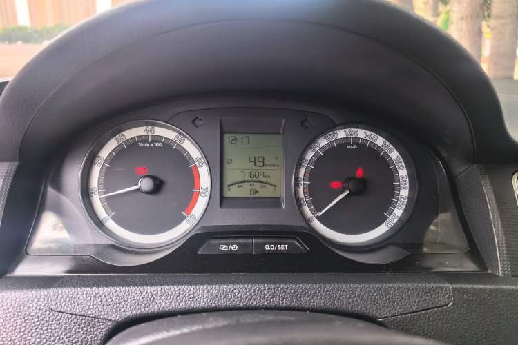Used Skoda Rapid 2018 1.4L Manual Standard Edition Instrument Cluster