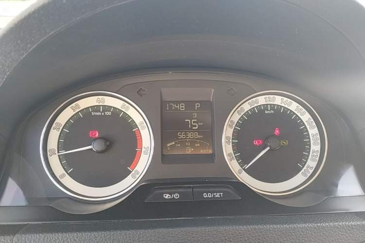 Used Skoda Rapid 2018 1.6L Automatic Comfort Edition Instrument Cluster