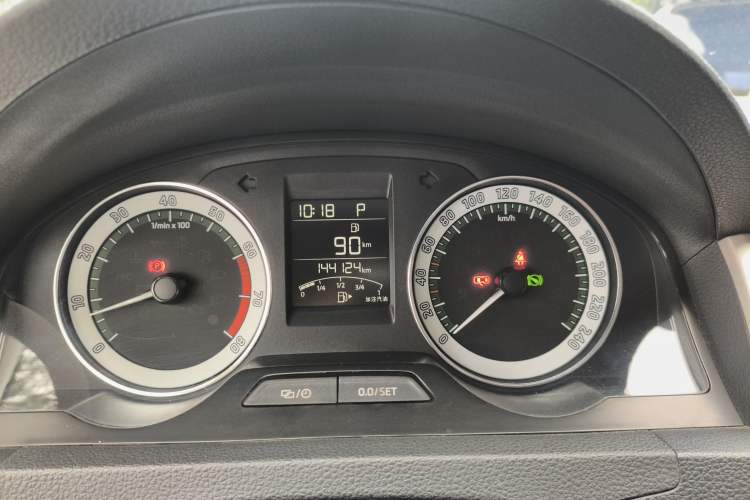 Used Skoda Rapid 2018 1.6L Automatic Comfort Edition Instrument Cluster