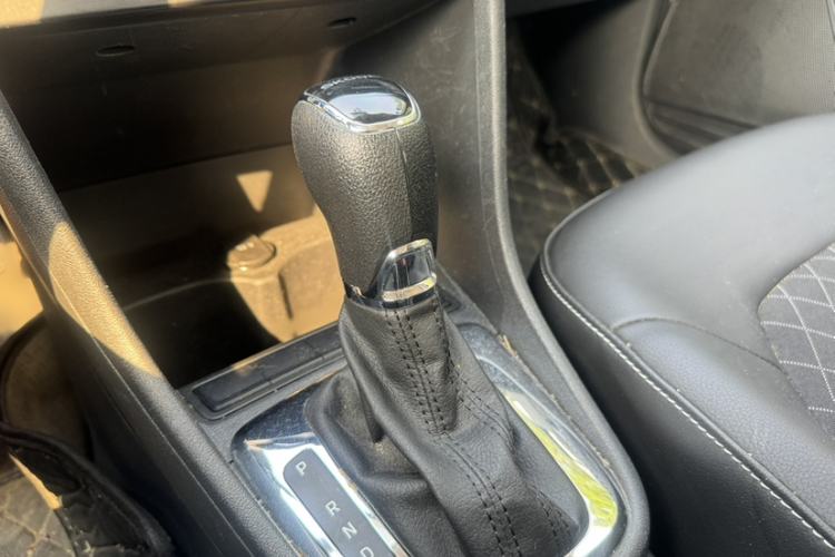 Used Skoda Rapid 2018 1.6L Automatic Comfort Edition Interior 6