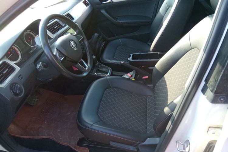 Used Skoda Rapid 2018 1.6L Automatic Comfort Edition Left Front Seat