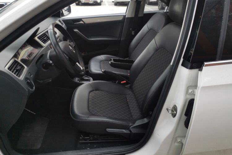 Used Skoda Rapid 2018 1.6L Automatic Comfort Edition Left Front Seat