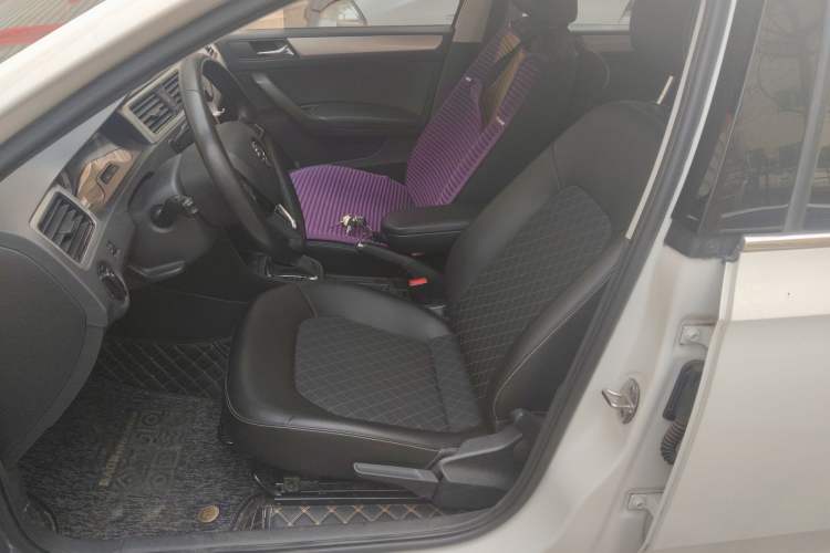 Used Skoda Rapid 2018 1.6L Automatic Comfort Edition Left Front Seat