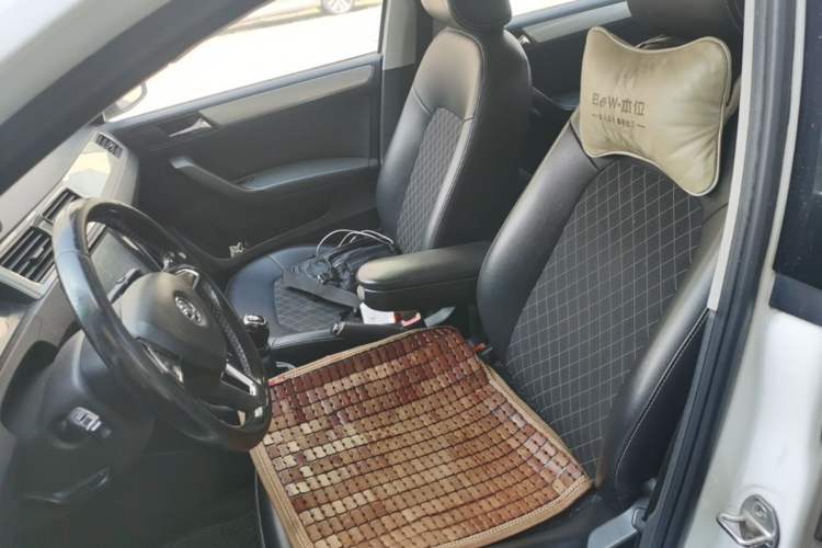 Used Skoda Rapid 2018 1.6L Manual Comfort Edition Left Front Seat