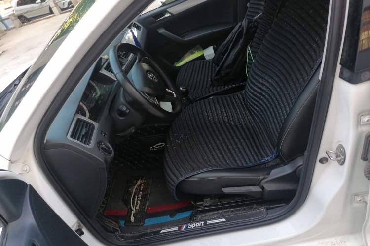 Used Skoda Rapid 2018 1.6L Manual Comfort Edition Left Front Seat