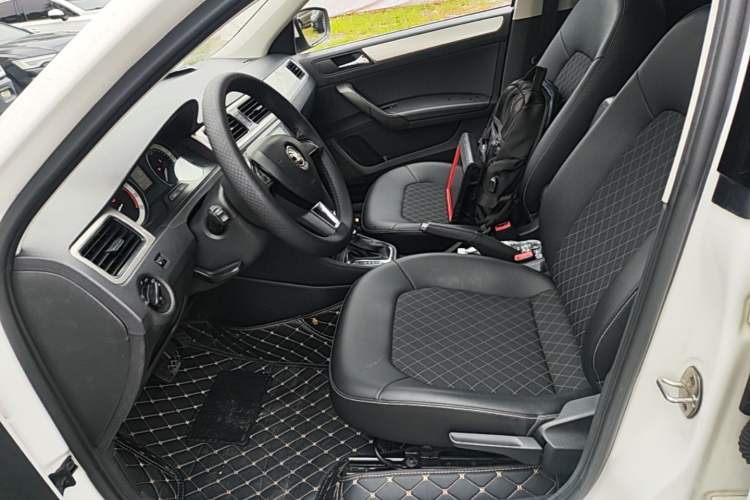 Used Skoda Rapid 2018 1.6L Automatic Comfort Edition Left Front Seat