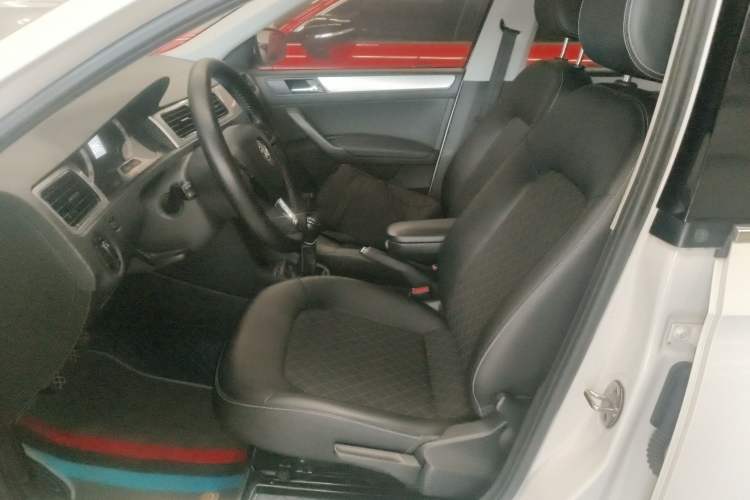 Used Skoda Rapid 2018 1.6L Manual Comfort Edition Left Front Seat