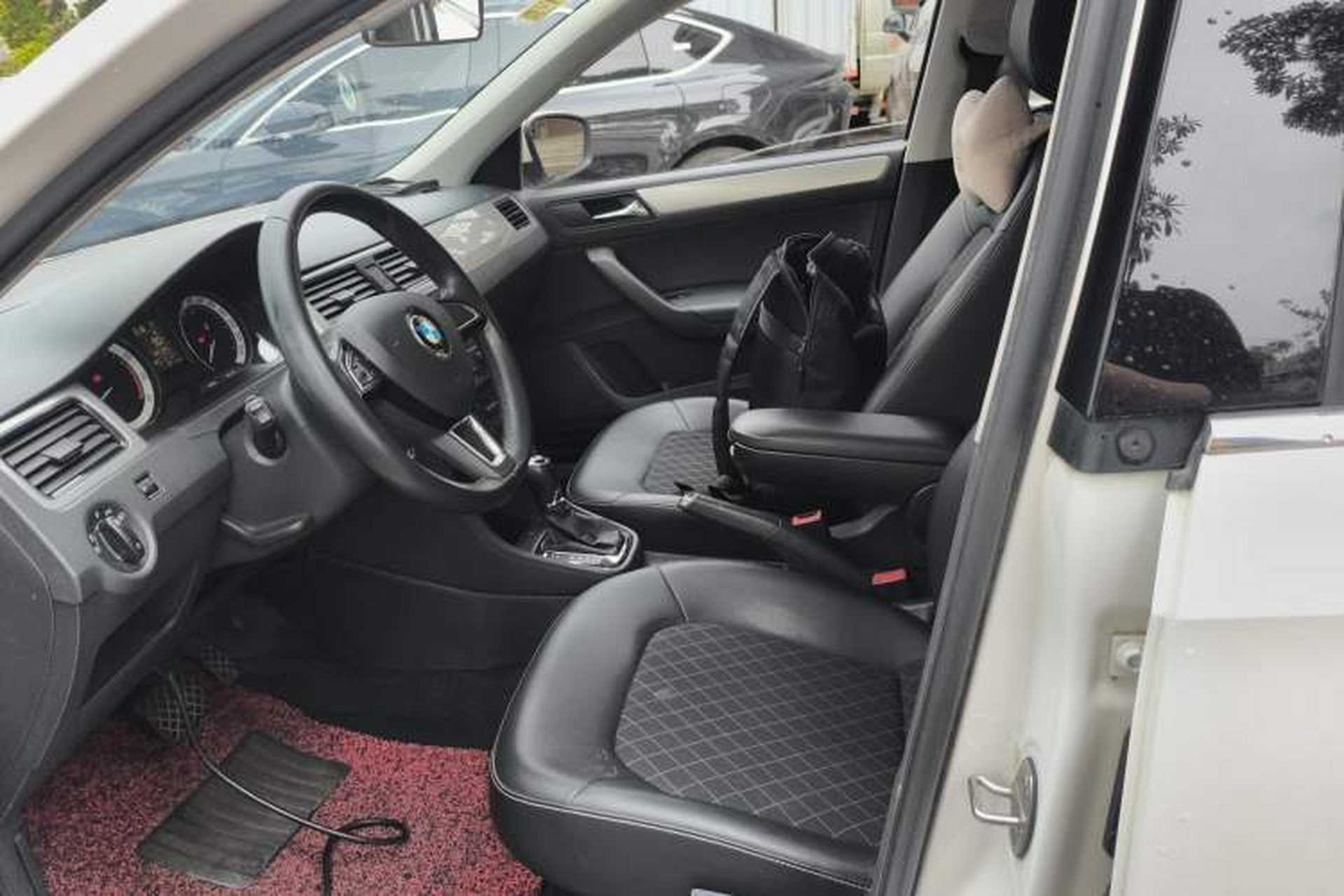 Used Skoda Rapid 2018 1.6L Automatic Comfort Edition Left Front Seat