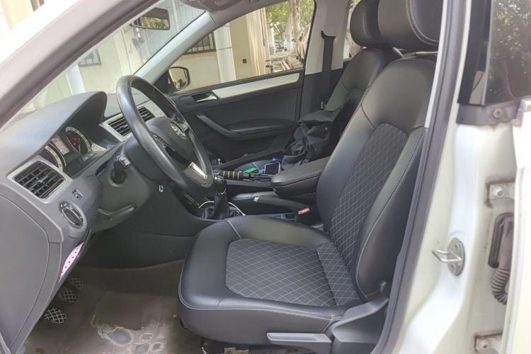 Used Skoda Rapid 2018 1.6L Manual Comfort Edition Left Front Seat
