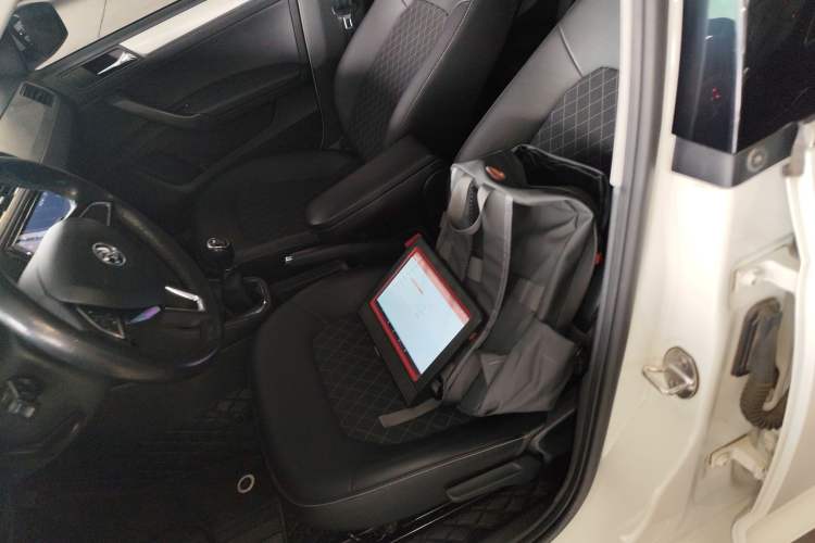 Used Skoda Rapid 2018 1.6L Manual Comfort Edition Left Front Seat