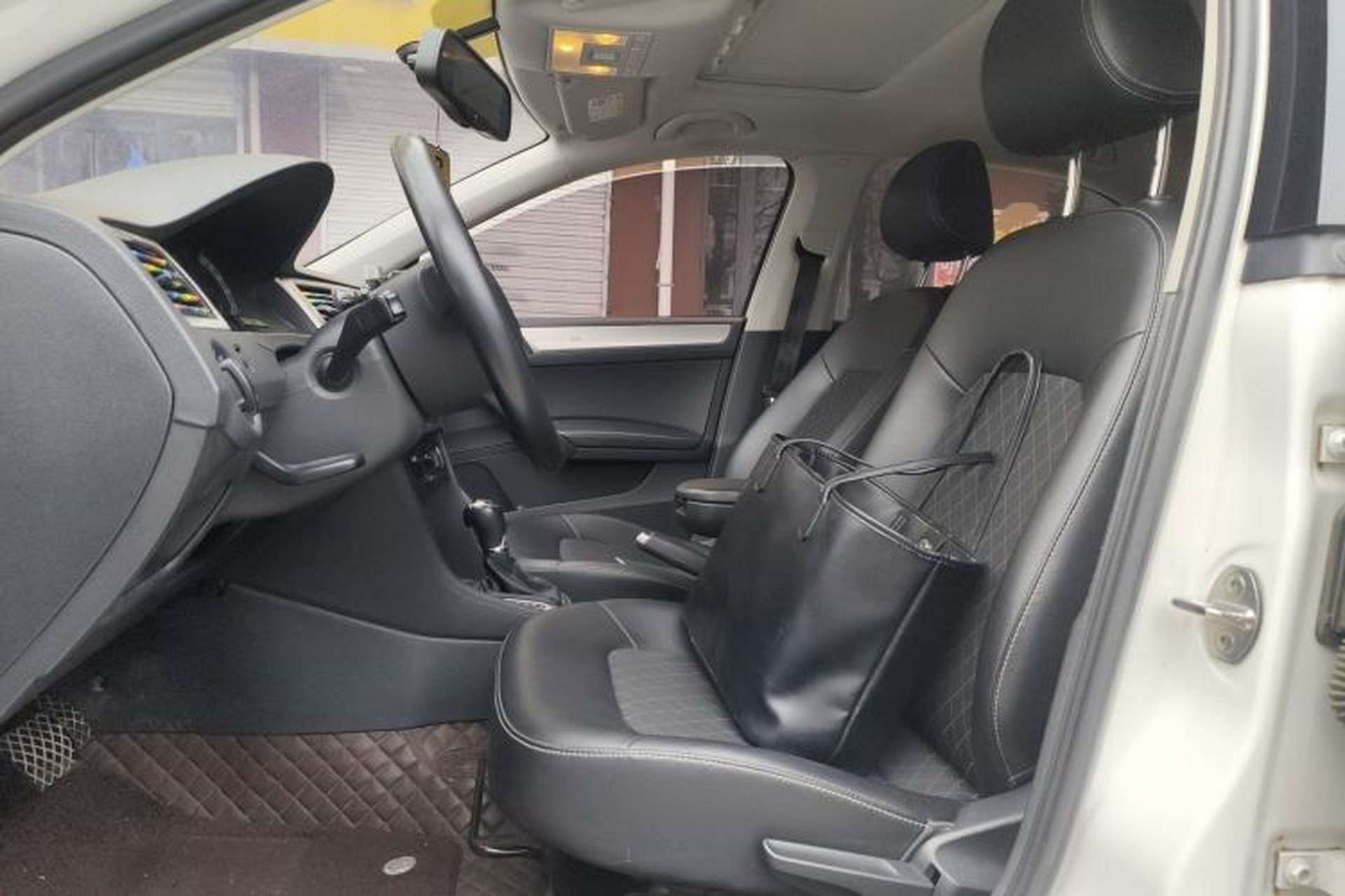 Used Skoda Rapid 2018 1.6L Automatic Comfort Edition Left Front Seat