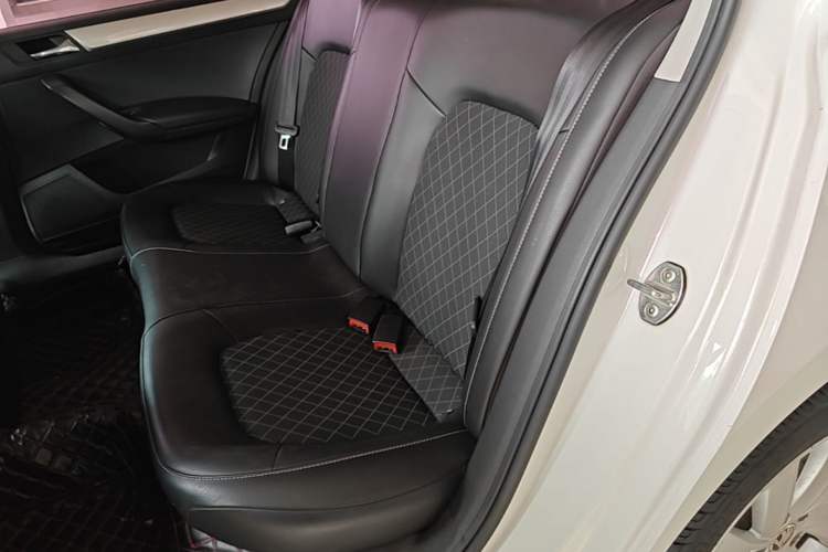 Used Skoda Rapid 2018 1.6L Automatic Comfort Edition Left Rear Seat