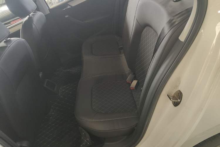 Used Skoda Rapid 2018 1.6L Automatic Comfort Edition Left Rear Seat