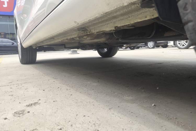 Used Skoda Rapid 2018 1.6L Automatic Comfort Edition Left Side Sill