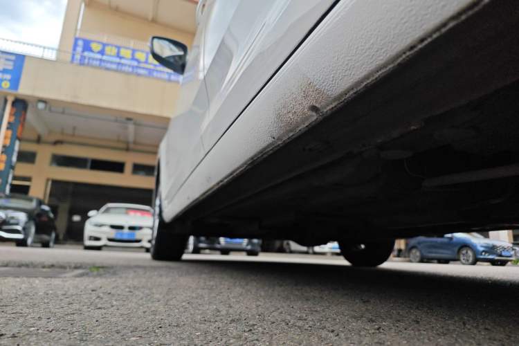 Used Skoda Rapid 2018 1.6L Manual Standard Edition Left Side Sill