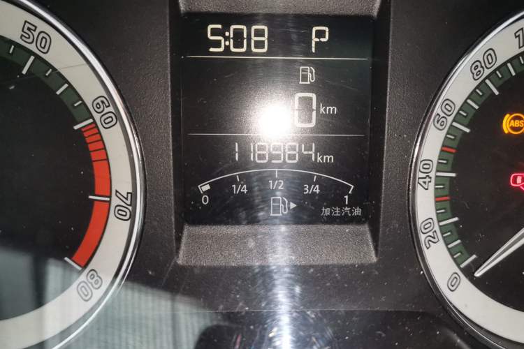 Used Skoda Rapid 2018 1.6L Automatic Comfort Edition Odometer Close Up