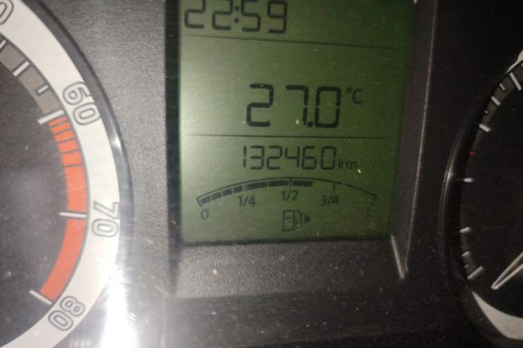 Used Skoda Rapid 2018 1.4L Manual Standard Edition Odometer Close Up