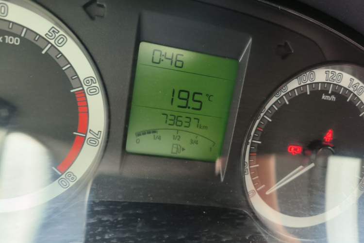 Used Skoda Rapid 2018 1.4L Manual Standard Edition Odometer Close Up