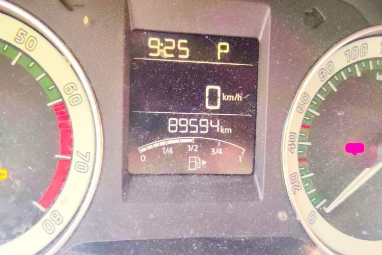 Used Skoda Rapid 2018 1.6L Automatic Comfort Edition Odometer Close Up