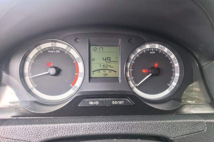 Used Skoda Rapid 2018 1.4L Manual Standard Edition Odometer Close Up