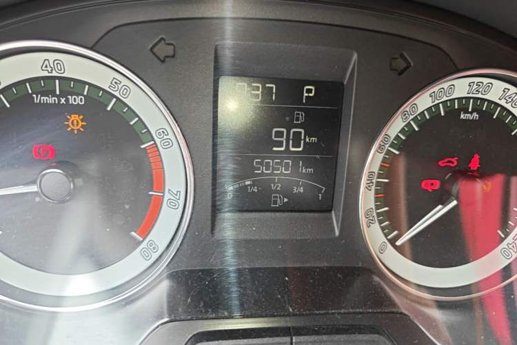 Used Skoda Rapid 2018 1.6L Automatic Comfort Edition Odometer Close Up