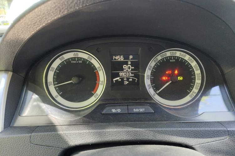 Used Skoda Rapid 2018 1.6L Automatic Comfort Edition Odometer Close Up