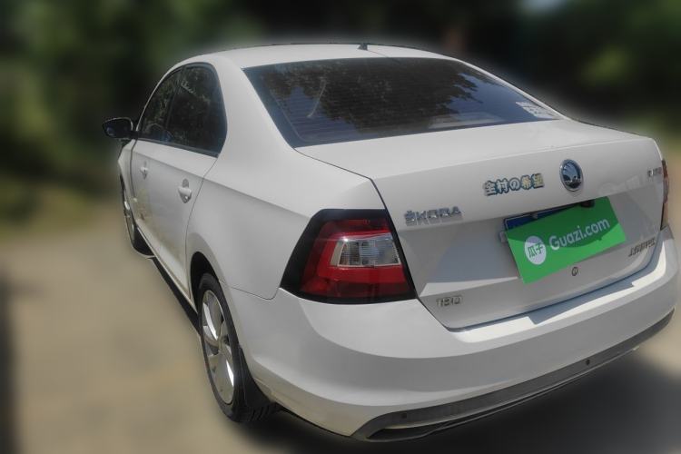 Used Skoda Rapid 2018 1.6L Automatic Comfort Edition Rear Left 45 Deg