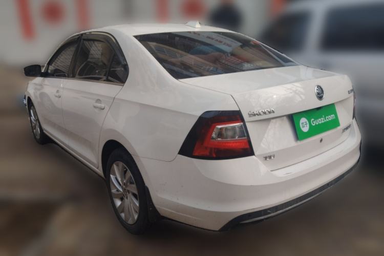 Used Skoda Rapid 2018 1.6L Automatic Comfort Edition Rear Left 45 Deg