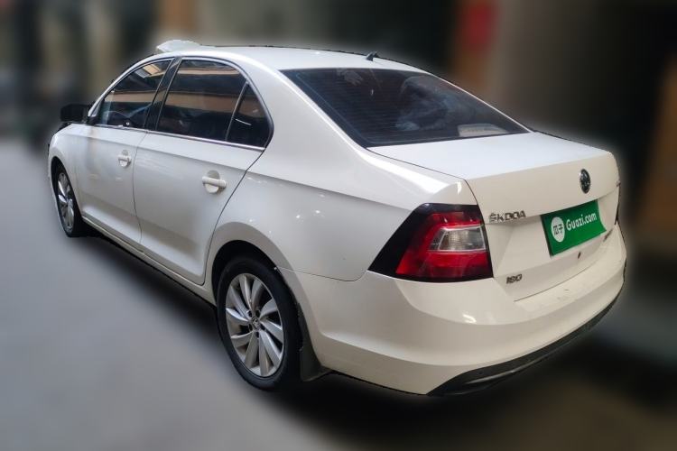 Used Skoda Rapid 2018 1.6L Automatic Comfort Edition Rear Left 45 Deg