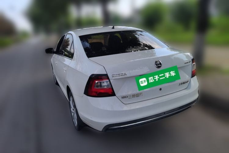 Used Skoda Rapid 2018 1.6L Manual Comfort Edition Rear Left 45 Deg