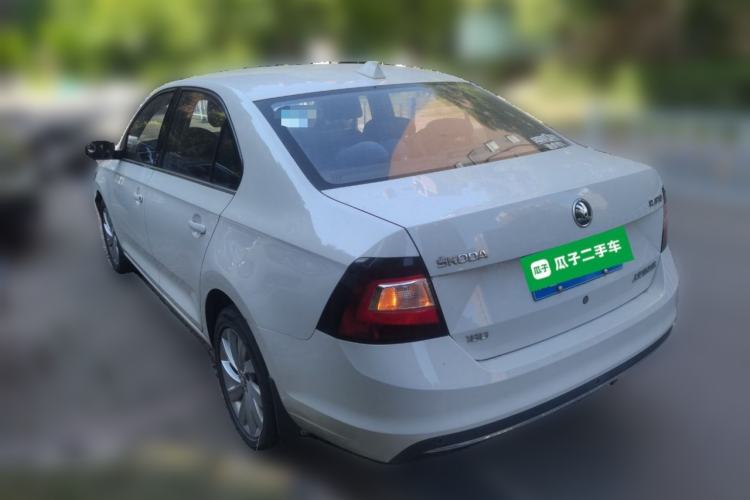 Used Skoda Rapid 2018 1.6L Manual Comfort Edition Rear Left 45 Deg