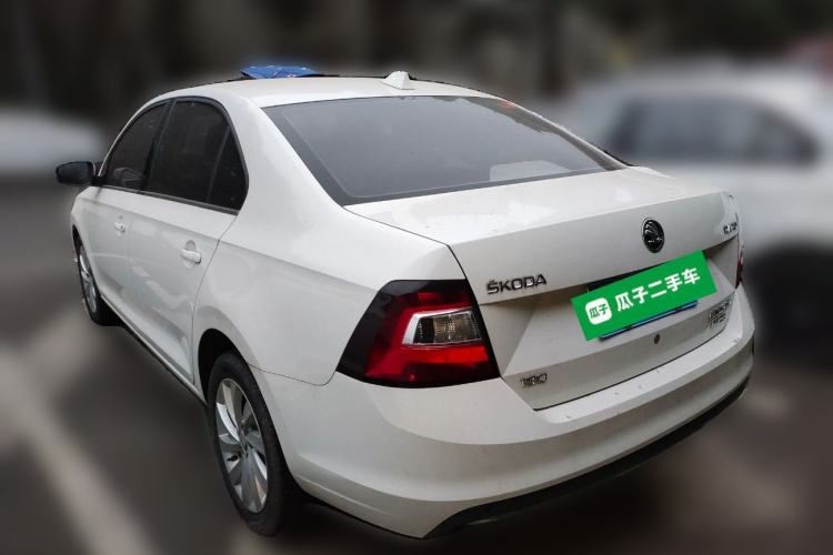 Used Skoda Rapid 2018 1.6L Manual Comfort Edition Rear Left 45 Deg