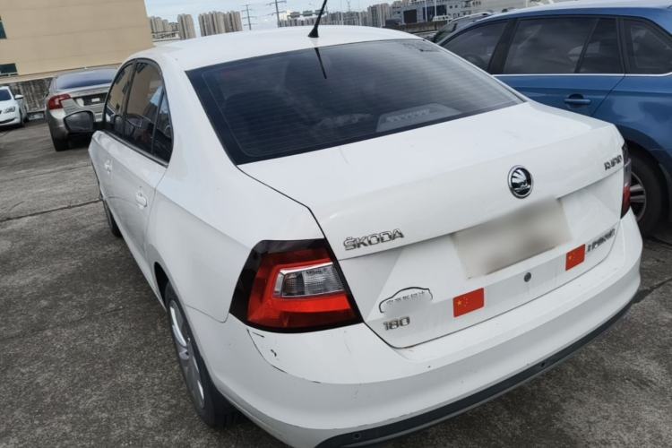 Used Skoda Rapid 2018 1.6L Automatic Comfort Edition Rear Left 45 Deg