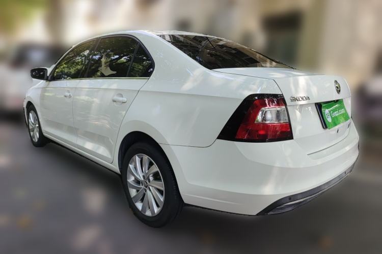 Used Skoda Rapid 2018 1.6L Manual Comfort Edition Rear Left 45 Deg