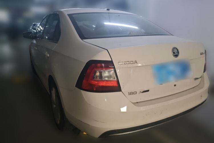 Used Skoda Rapid 2018 1.6L Manual Comfort Edition Rear Left 45 Deg