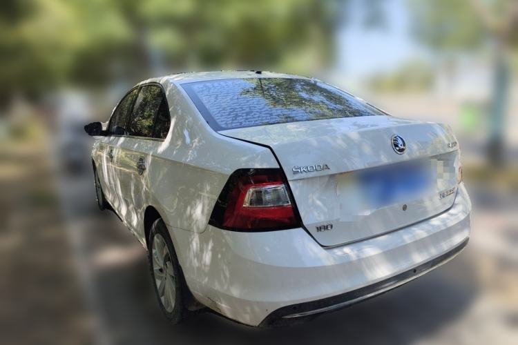 Used Skoda Rapid 2018 1.6L Automatic Comfort Edition Rear Left 45 Deg