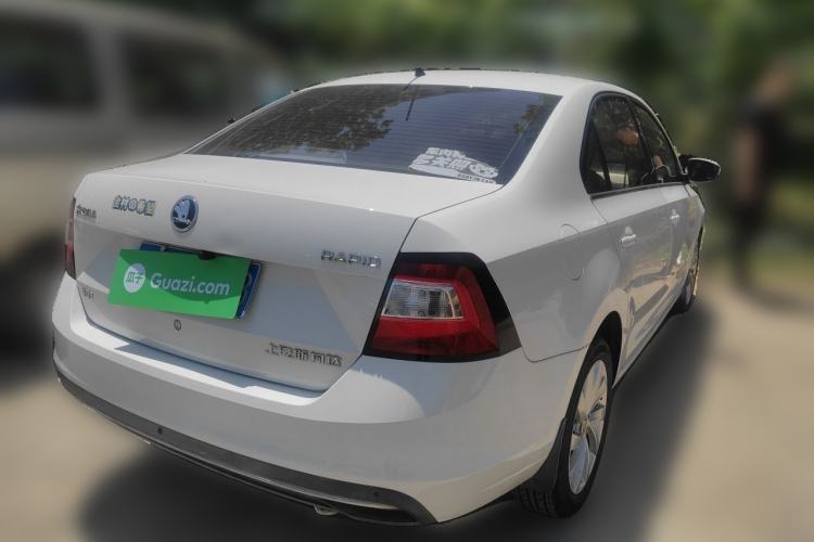 Used Skoda Rapid 2018 1.6L Automatic Comfort Edition Rear Right 45 Deg