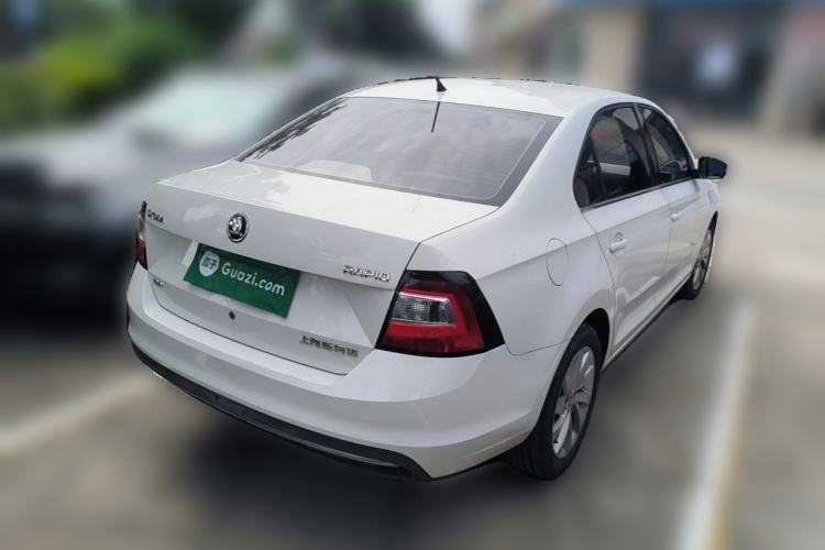 Used Skoda Rapid 2018 1.6L Automatic Comfort Edition Rear Right 45 Deg