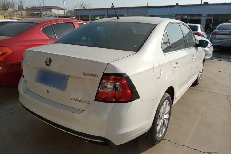 Used Skoda Rapid 2018 1.6L Automatic Comfort Edition Rear Right 45 Deg