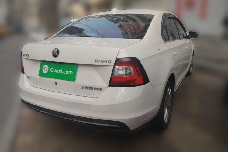 Used Skoda Rapid 2018 1.6L Automatic Comfort Edition Rear Right 45 Deg
