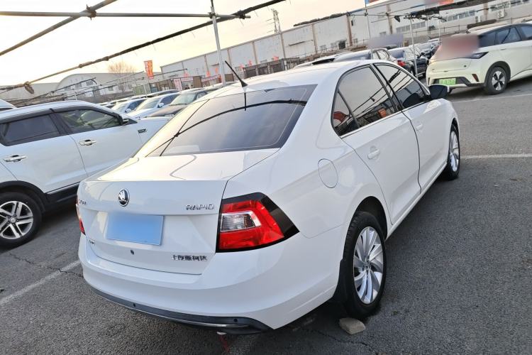Used Skoda Rapid 2018 1.6L Manual Comfort Edition Rear Right 45 Deg