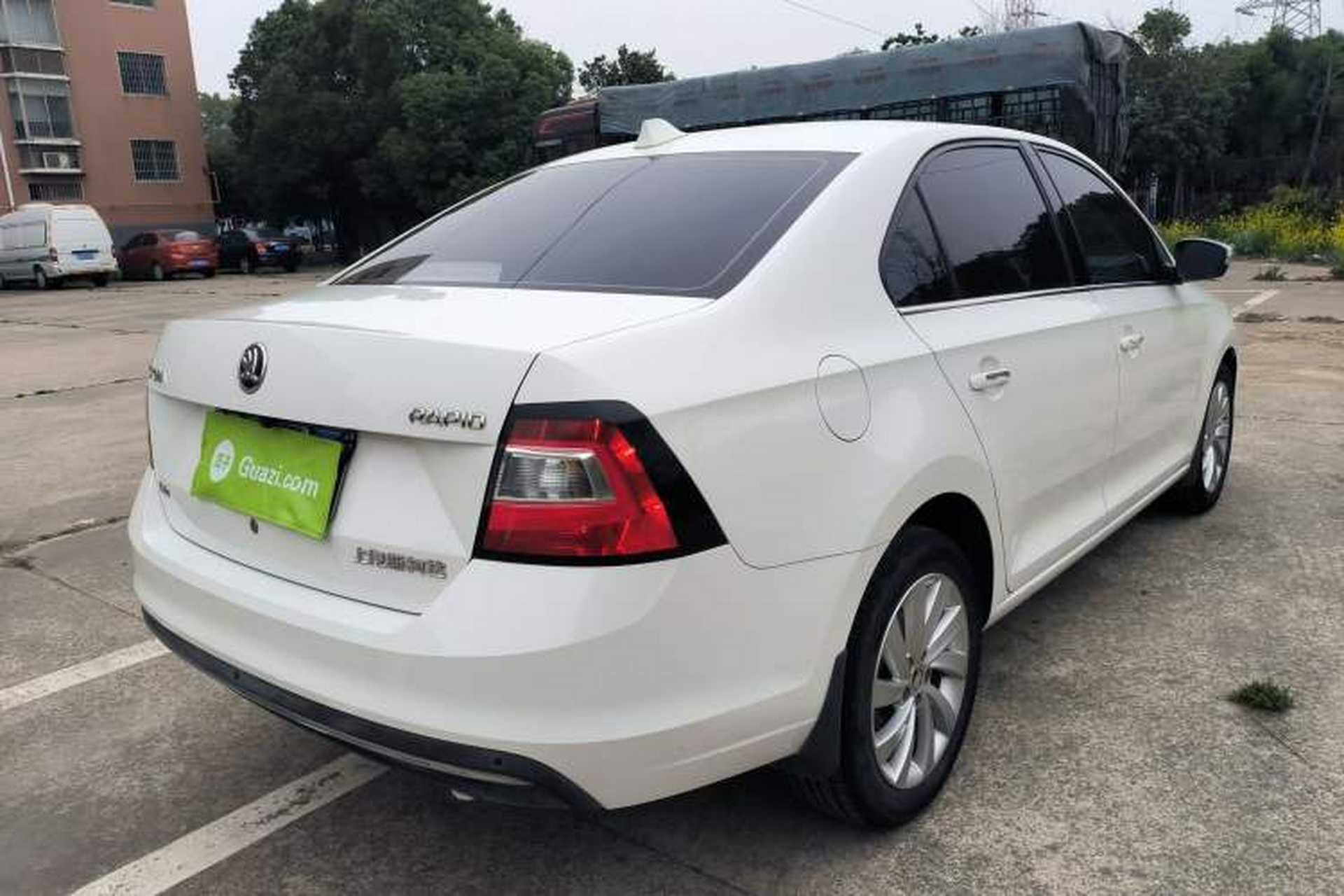 Used Skoda Rapid 2018 1.6L Manual Comfort Edition Rear Right 45 Deg