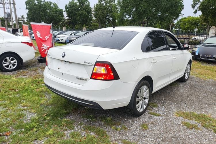 Used Skoda Rapid 2018 1.6L Automatic Comfort Edition Rear Right 45 Deg
