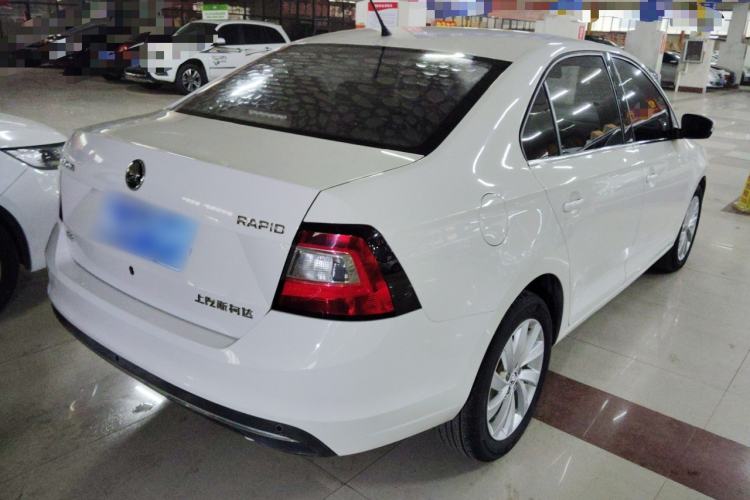 Used Skoda Rapid 2018 1.6L Automatic Comfort Edition Rear Right 45 Deg