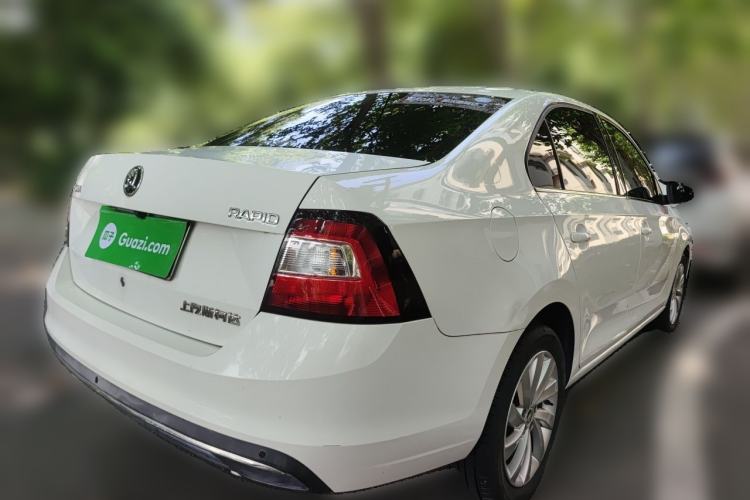 Used Skoda Rapid 2018 1.6L Manual Comfort Edition Rear Right 45 Deg