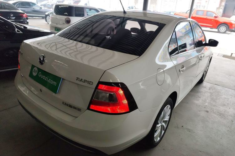 Used Skoda Rapid 2018 1.6L Manual Comfort Edition Rear Right 45 Deg