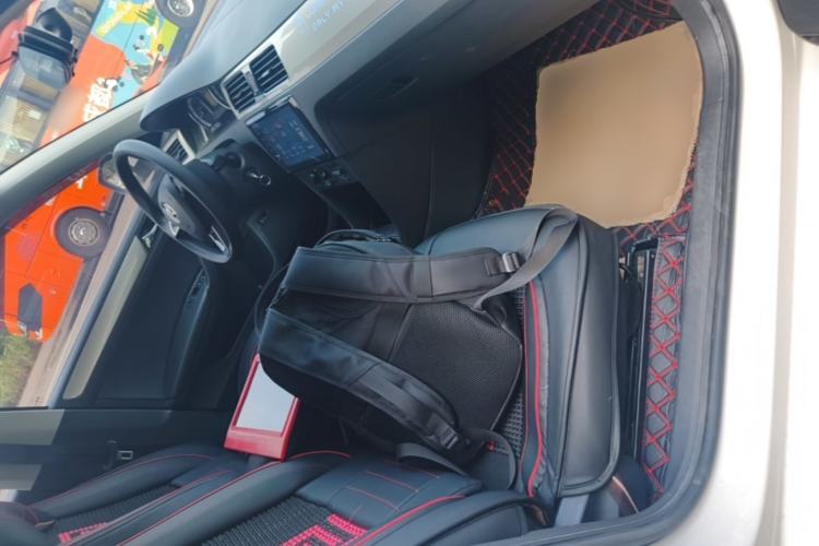 Used Skoda Rapid 2018 1.6L Manual Comfort Edition Right Front Seat