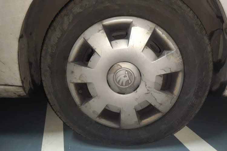 Used Skoda Rapid 2018 1.6L Manual Standard Edition Right Front Wheel Hub