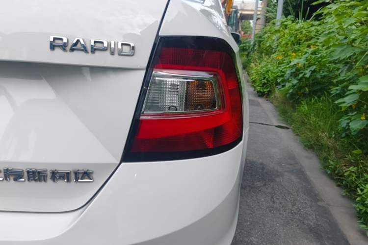 Used Skoda Rapid 2018 1.6L Manual Comfort Edition Right Rear Taillight